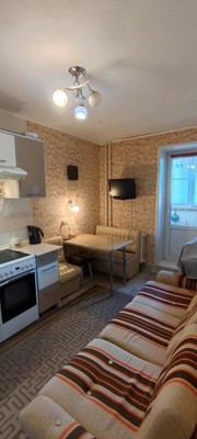 Продам двухкомнатную (2-комн.) квартиру, Вересова ул, 5, Великий Новгород г