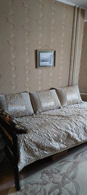 Продам двухкомнатную (2-комн.) квартиру, Вересова ул, 5, Великий Новгород г