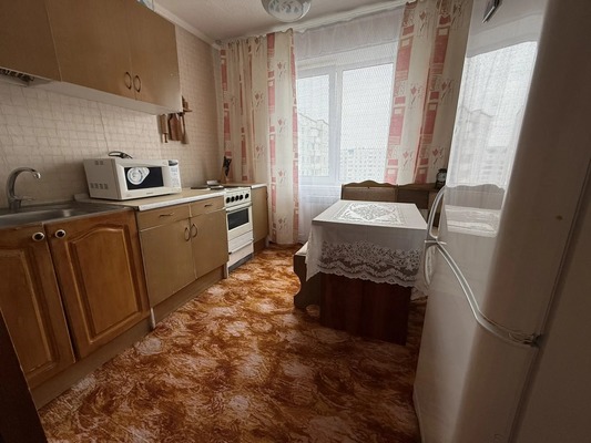 Продам двухкомнатную (2-комн.) квартиру, Антона Петрова ул, 229, Барнаул г