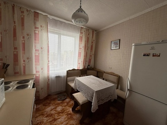 Продам двухкомнатную (2-комн.) квартиру, Антона Петрова ул, 229, Барнаул г