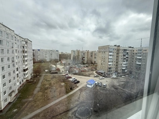 Продам двухкомнатную (2-комн.) квартиру, Антона Петрова ул, 229, Барнаул г