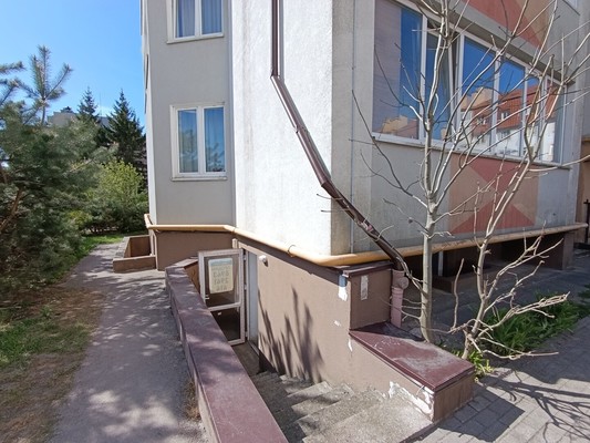 Продам коммерческое помещение 101,2 м2, Добролюбова ул, 48, Калининград г