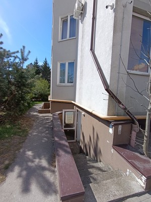 Продам коммерческое помещение 101,2 м2, Добролюбова ул, 48, Калининград г