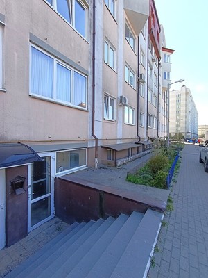 Продам коммерческое помещение 65,1 м2, Добролюбова ул, 48, Калининград г