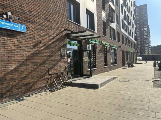 Продам коммерческое помещение 212 м2, Феодосийская ул, 7к3, Москва г