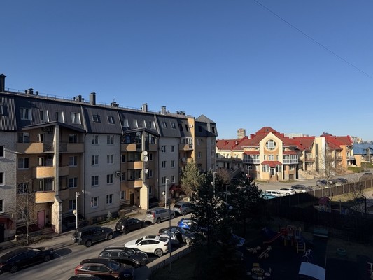 Продам трехкомнатную (3-комн.) квартиру, Береговая (Шувалово тер.) ул, 18Ак4, Санкт-Петербург г