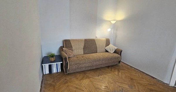 Продам однокомнатную (1-комн.) квартиру, Витебский пр-кт, 83а, Санкт-Петербург г