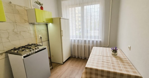 Продам однокомнатную (1-комн.) квартиру, Витебский пр-кт, 83а, Санкт-Петербург г