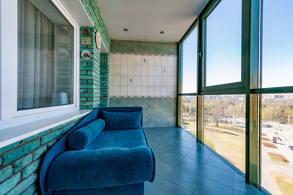 Продам многокомнатную квартиру, Тореза пр-кт, 95а, Санкт-Петербург г