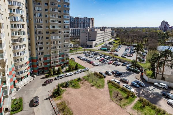 Продам многокомнатную квартиру, Тореза пр-кт, 95а, Санкт-Петербург г