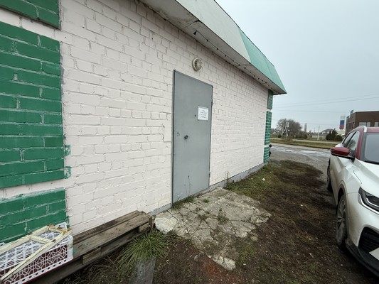 Продам торговое помещение 36,5 м2, Молодежная ул, Хреновое с