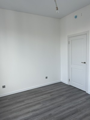 Продам трехкомнатную (3-комн.) квартиру, Кубинская ул, 76к1, Санкт-Петербург г