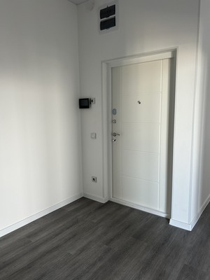 Продам трехкомнатную (3-комн.) квартиру, Кубинская ул, 76к1, Санкт-Петербург г