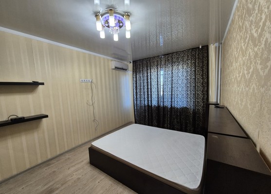 Продам двухкомнатную (2-комн.) квартиру, Щедринская ул, 30, Новороссийск г