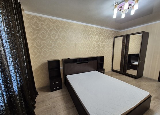 Продам двухкомнатную (2-комн.) квартиру, Щедринская ул, 30, Новороссийск г
