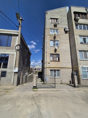 Продам двухкомнатную (2-комн.) квартиру, Щедринская ул, 30, Новороссийск г
