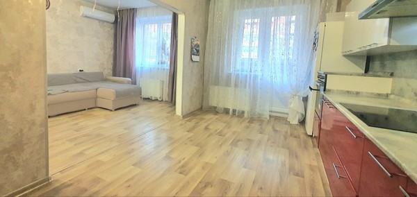 Продам трехкомнатную (3-комн.) квартиру, Тургеневское шоссе ул, 33/3, Новая Адыгея аул
