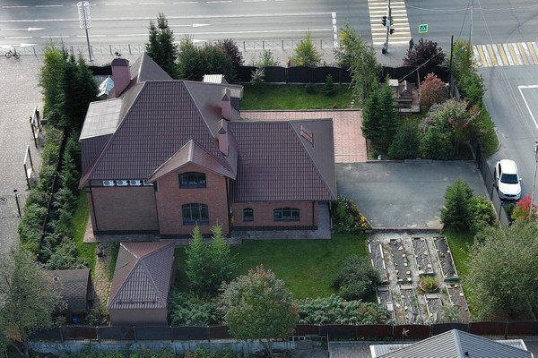 Продам дом, Чехова ул, Ханты-Мансийск г, 0 км от города