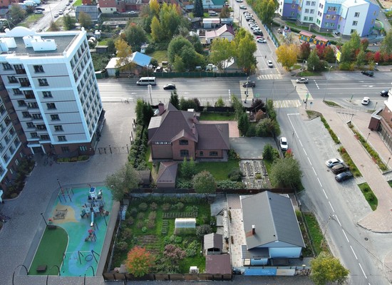 Продам дом, Чехова ул, Ханты-Мансийск г, 0 км от города