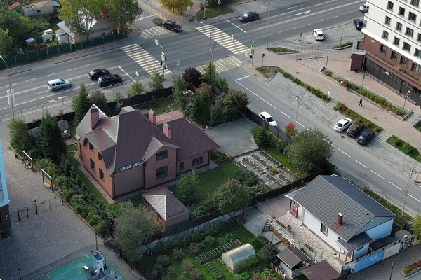 Продам дом, Чехова ул, Ханты-Мансийск г, 0 км от города