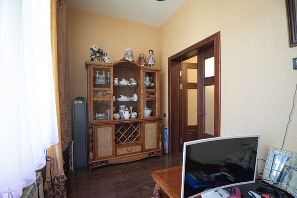 Продам дом, Чехова ул, Ханты-Мансийск г, 0 км от города