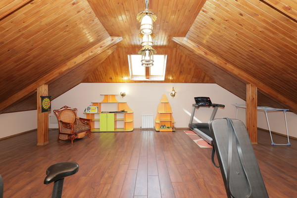 Продам дом, Чехова ул, Ханты-Мансийск г, 0 км от города