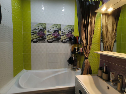 Продам однокомнатную (1-комн.) квартиру, Строителей ул, 123, Ханты-Мансийск г