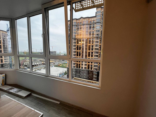 Продам однокомнатную (1-комн.) квартиру, Конгрессная ул, 33, Краснодар г