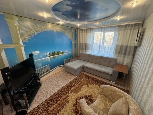 Продам трехкомнатную (3-комн.) квартиру, Победы пр-кт, 18, Комсомольск-на-Амуре г