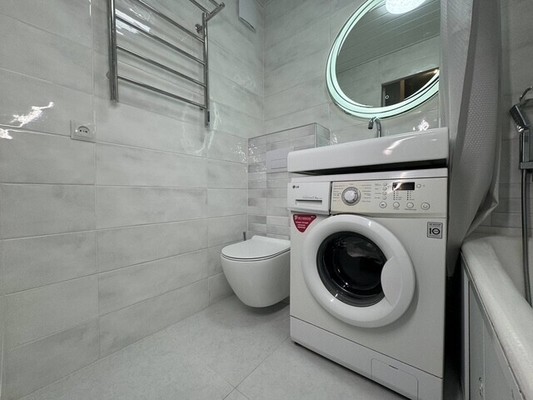Продам трехкомнатную (3-комн.) квартиру, Победы пр-кт, 18, Комсомольск-на-Амуре г