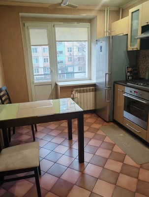 Продам однокомнатную (1-комн.) квартиру, им Батавина П.Ф. ул, 9А, Саратов г