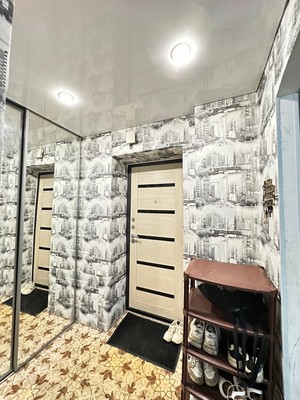 Продам однокомнатную (1-комн.) квартиру, 34-й мкр, 26, Октябрьский г