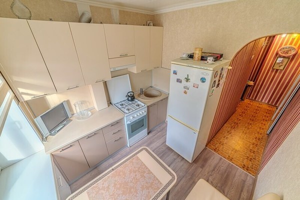 Продам трехкомнатную (3-комн.) квартиру, Беляева ул, 6, Пенза г