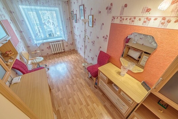 Продам трехкомнатную (3-комн.) квартиру, Беляева ул, 6, Пенза г