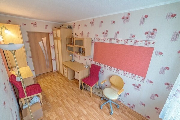 Продам трехкомнатную (3-комн.) квартиру, Беляева ул, 6, Пенза г