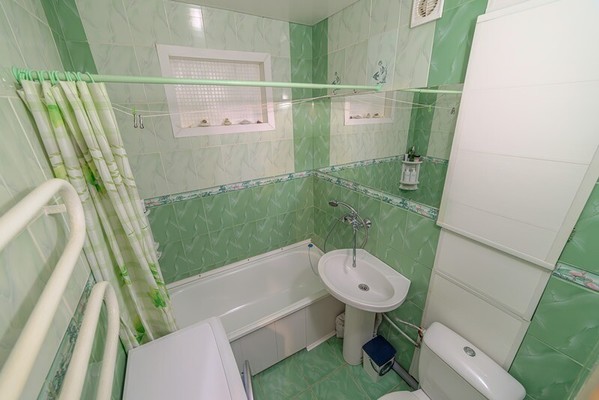Продам трехкомнатную (3-комн.) квартиру, Беляева ул, 6, Пенза г