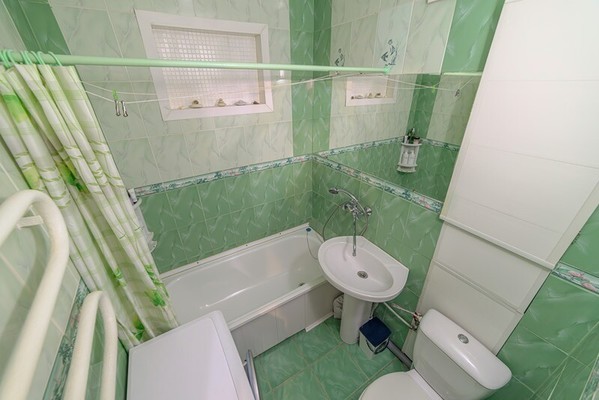 Продам трехкомнатную (3-комн.) квартиру, Беляева ул, 6, Пенза г