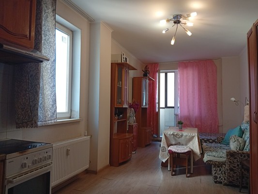 Сдам однокомнатную (1-комн.) квартиру, Охтинская аллея, 16, Мурино п