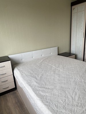 Продам трехкомнатную (3-комн.) квартиру, Севастопольский пр-кт, 18, Москва г