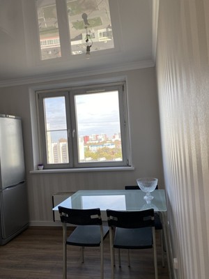 Продам трехкомнатную (3-комн.) квартиру, Севастопольский пр-кт, 18, Москва г