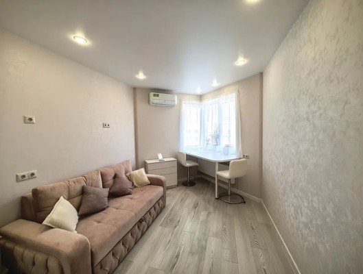 Продам однокомнатную (1-комн.) квартиру, Западный квартал (Купелинка мкр) ул, 7к1, Сапроново д