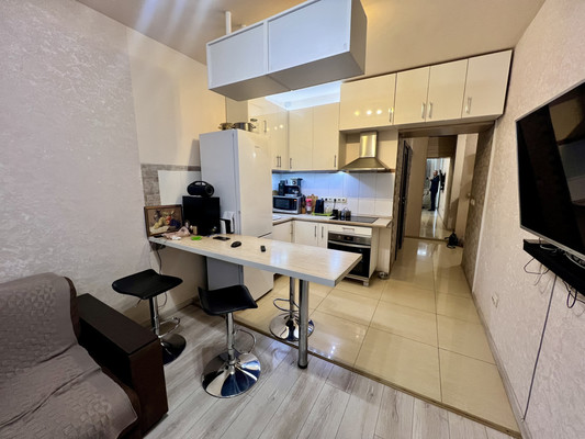 Продам однокомнатную (1-комн.) квартиру, Еременко ул, 100/70, Ростов-на-Дону г