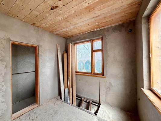 Продам двухкомнатную (2-комн.) квартиру, Жуковского ул, 21, Симферополь г