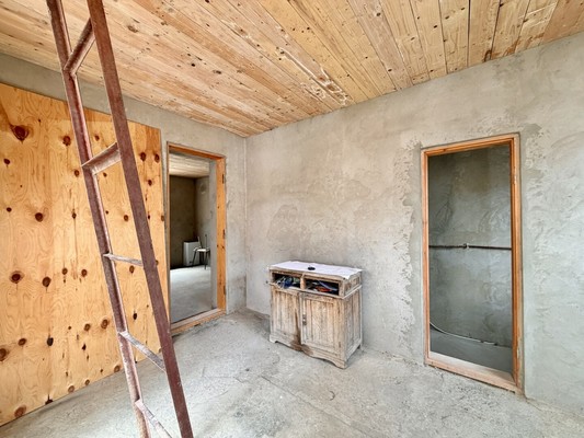 Продам двухкомнатную (2-комн.) квартиру, Жуковского ул, 21, Симферополь г