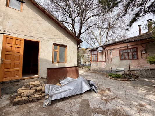 Продам двухкомнатную (2-комн.) квартиру, Жуковского ул, 21, Симферополь г