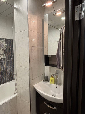 Продам трехкомнатную (3-комн.) квартиру, Мира ул, 17/6, Чехов г