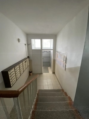 Продам двухкомнатную (2-комн.) квартиру, Ефремова ул, 111, Армавир г