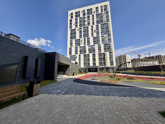 Продам трехкомнатную (3-комн.) квартиру, Александра Суворова пр-кт, 105, Симферополь г