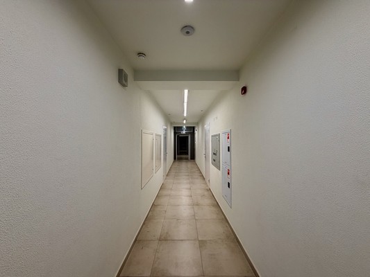 Продам трехкомнатную (3-комн.) квартиру, Александра Суворова пр-кт, 105, Симферополь г