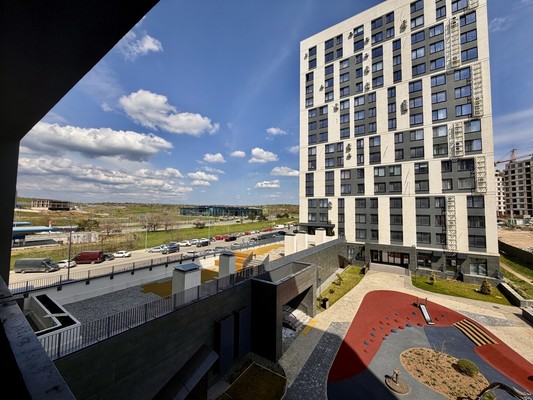 Продам трехкомнатную (3-комн.) квартиру, Александра Суворова пр-кт, 105, Симферополь г